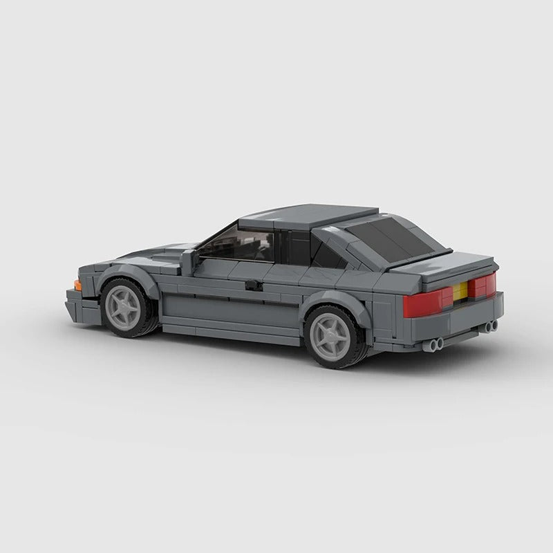 BMW 850CSI
